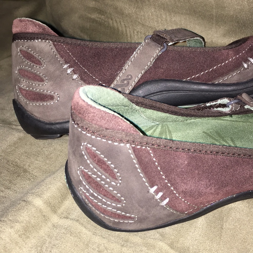 Ahnu “Gracie” Brown MaryJane Shoes Size 8 - Picture 6 of 8